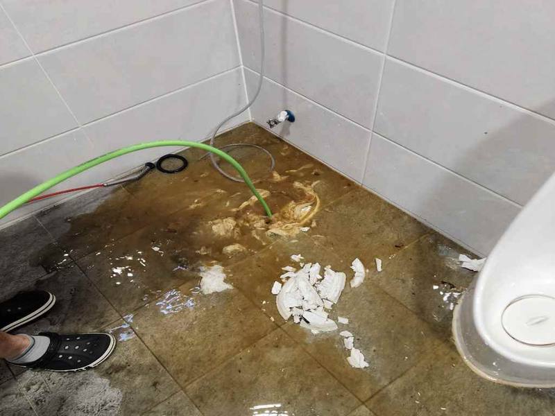 미추홀구 변기역류 작업사례 2